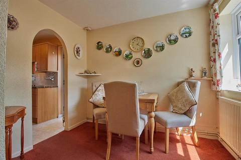 15 Aster Close, Burbage, Hinckley, LE10 2UG