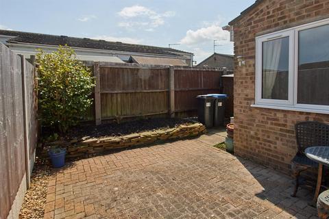 15 Aster Close, Burbage, Hinckley, LE10 2UG