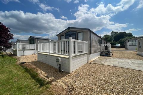 2 bedroom park home for sale, Claypits, Eastington, Stonehouse