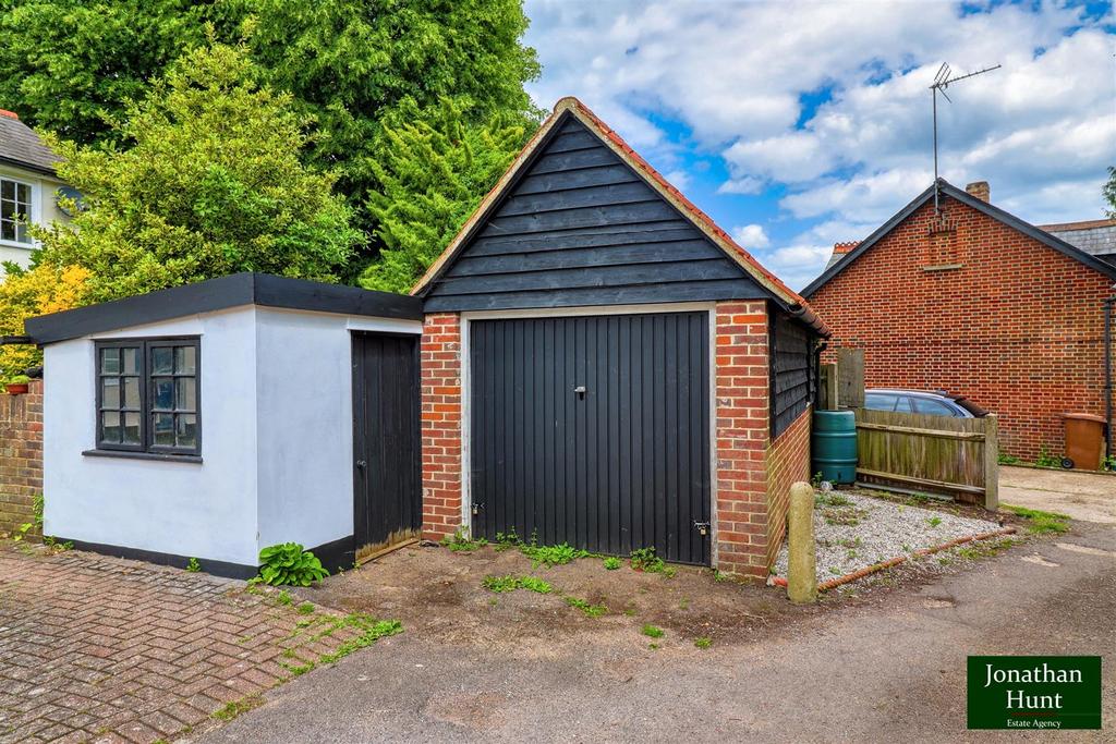 Detached garage and workshop