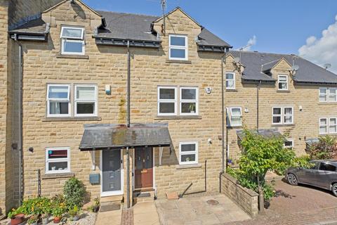 4 bedroom townhouse for sale, Annandale Court, Ilkley LS29