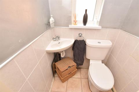 57 Ancaster Avenue, Grimsby, DN33 3LH