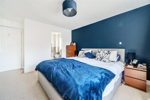 5 bedroom detached house for sale, Villa Way, Wootton, Northampton, Northamptonshire, NN4