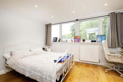 4 bedroom house to rent, NW6