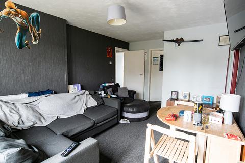 2 bedroom flat for sale, Kirkby-in-Ashfield, Nottingham NG17