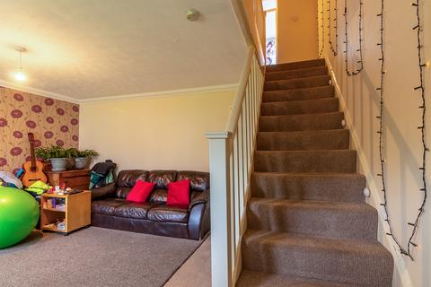3 bedroom end of terrace house for sale, Nelson Close, Daventry NN11