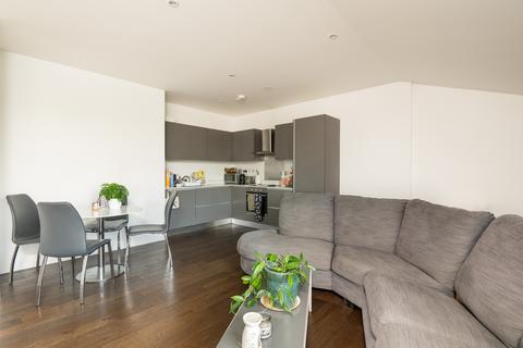 3 bedroom flat for sale, Brindley Place, Uxbridge UB8