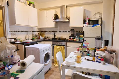 7 bedroom flat for sale, Casson Street, London E1