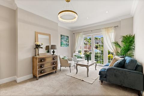 2 bedroom flat for sale, Sandgate Hill, Sandgate, Folkestone, CT20
