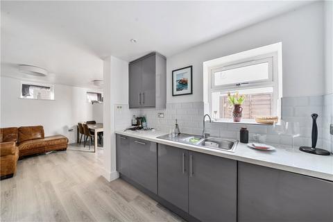 2 bedroom semi-detached house for sale, Lea Bridge Road, Leyton, London