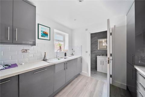 408b Lea Bridge Road, London, E10 7DY