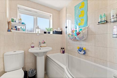 74 Firs Lane, Folkestone, CT19 4QE