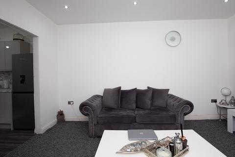 4 bedroom end of terrace house for sale, Sherwood Street, Bolton BL1