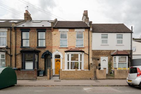 3 bedroom terraced house for sale, London, London E7