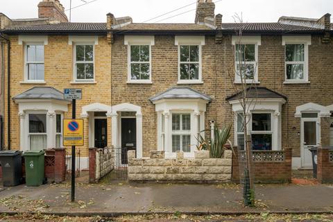 2 bedroom terraced house for sale, London, London E7