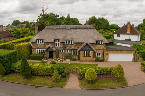 4 bedroom detached house for sale, Esher Place Avenue, Esher, KT10