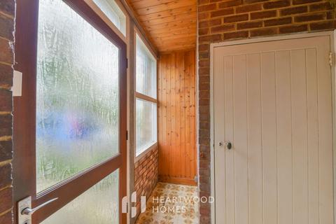 28 Carnegie Road, St Albans, AL3 6HL