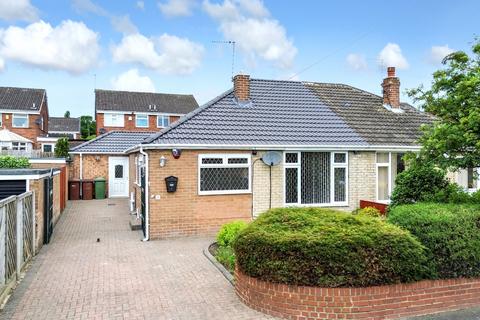 2 bedroom semi-detached bungalow for sale, Furness Avenue, Wrenthorpe, Wakefield, West Yorkshire, WF2