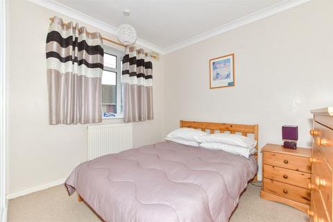 22 Bathurst Close, Newington, Ramsgate, CT12 6LU