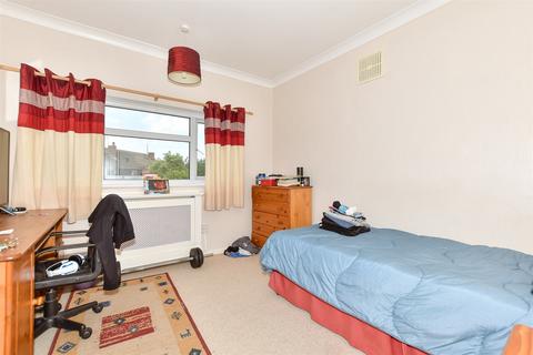22 Bathurst Close, Newington, Ramsgate, CT12 6LU