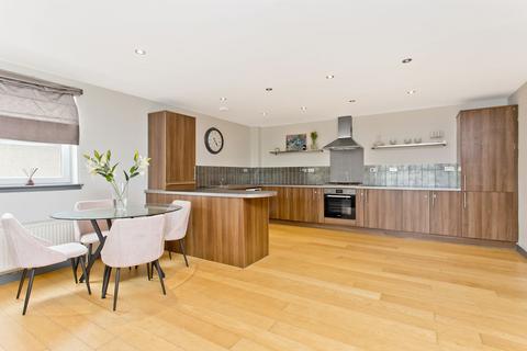 2 bedroom flat for sale, 76/5 The Green, Edinburgh, EH4 5BH