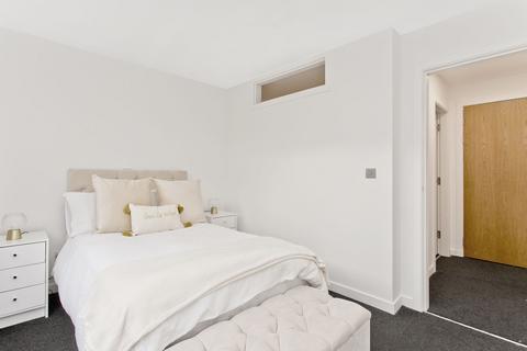 76/5 The Green, Davidsons Mains, Edinburgh, EH4 5BH