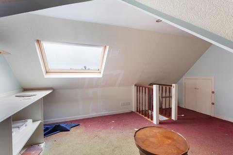 105 Drum Brae Terrace, Edinburgh, EH4 7SG