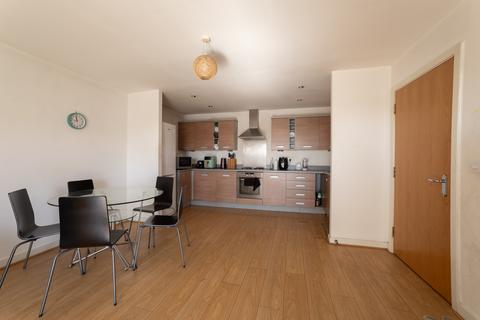2 bedroom flat for sale, Bouverie Court, Leeds LS9