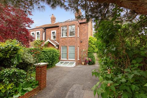 4 bedroom semi-detached house for sale, The Drive, Sevenoaks, Kent, TN13.