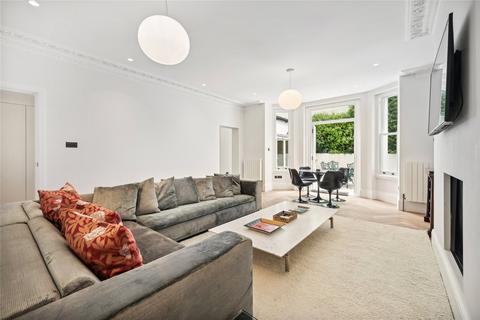 3 bedroom apartment to rent, Roland Gardens, London, SW7