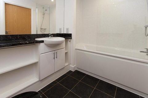 2 bedroom flat to rent, Da Vinci Torre, 77 Loampit Vale, Lewisham, London, SE13 7FA