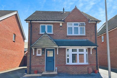 4 bedroom detached house for sale, Lower Longlands, Tipton, DY4 9RD