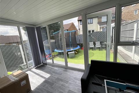 11 Beacon Road, Sheffield, S9 1AB
