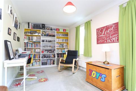 15 Allington Circle, Kingsmead, Milton Keynes, MK4 4EE