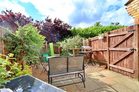 15 Allington Circle, Kingsmead, Milton Keynes, MK4 4EE