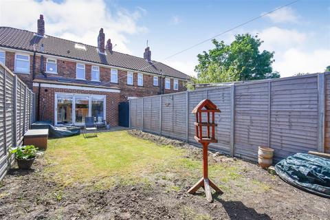 2 bedroom terraced house for sale, Garton Grove, Hull