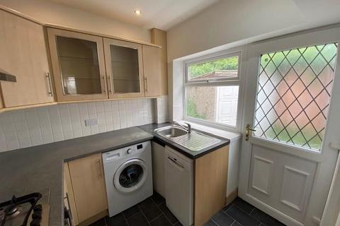 3 bedroom house to rent, Highcroft Avenue, West Didsbury, Manchester