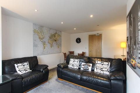 2 bedroom apartment for sale, Vellacott Close, Cardiff CF10