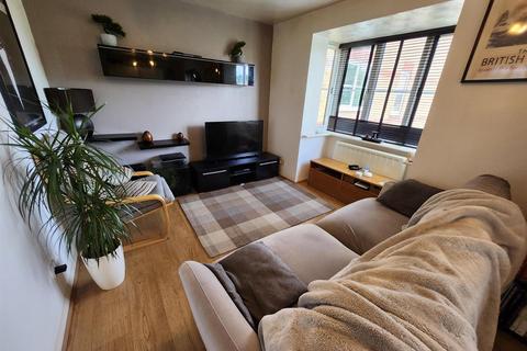 1 bedroom flat to rent, Higham Station Avenue, London