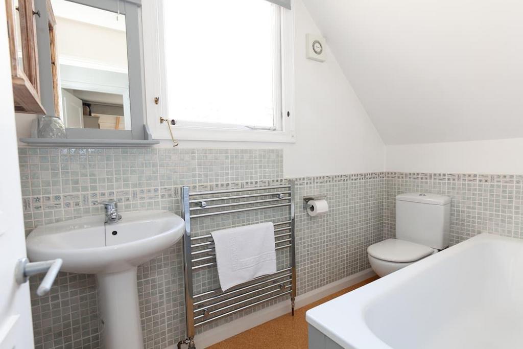 Bathroom.jpeg