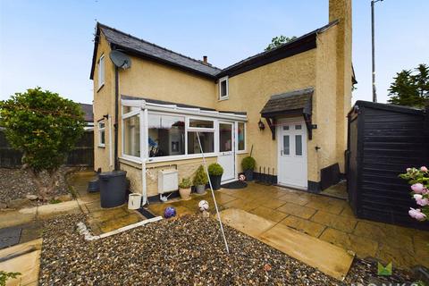 3 bedroom end of terrace house for sale, Station Road, Whittington, Oswestry