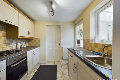 3 bedroom end of terrace house for sale, Station Road, Whittington, Oswestry