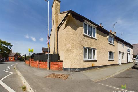 3 bedroom end of terrace house for sale, Station Road, Whittington, Oswestry