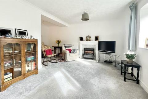 2 bedroom flat for sale, Tower Street, Cirencester