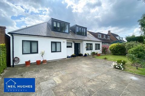 4 bedroom detached house for sale, Orchard Drive, Park Street, St. Albans, Hertfordshire, AL2