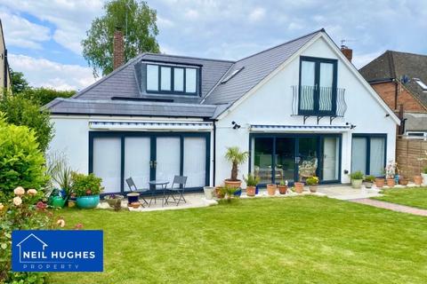 4 bedroom detached house for sale, Orchard Drive, Park Street, St. Albans, Hertfordshire, AL2