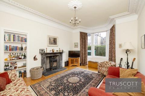 13 Summerside Street, Edinburgh, EH6 4NT