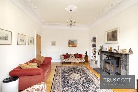 13 Summerside Street, Edinburgh, EH6 4NT
