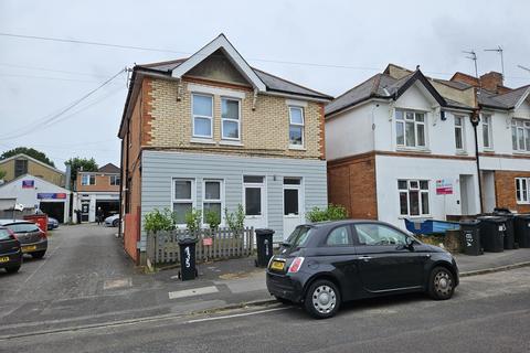 2 bedroom ground floor flat for sale, Hankinson Road, Bournemouth BH9