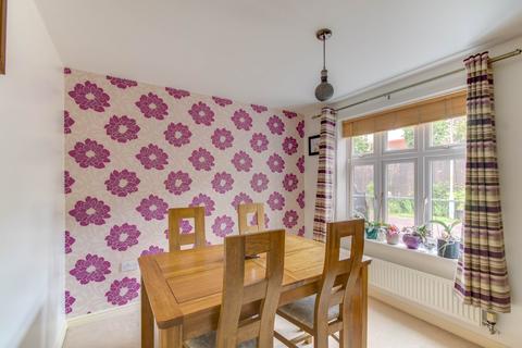 26 Redhill Gardens, Birmingham, B38 8JF